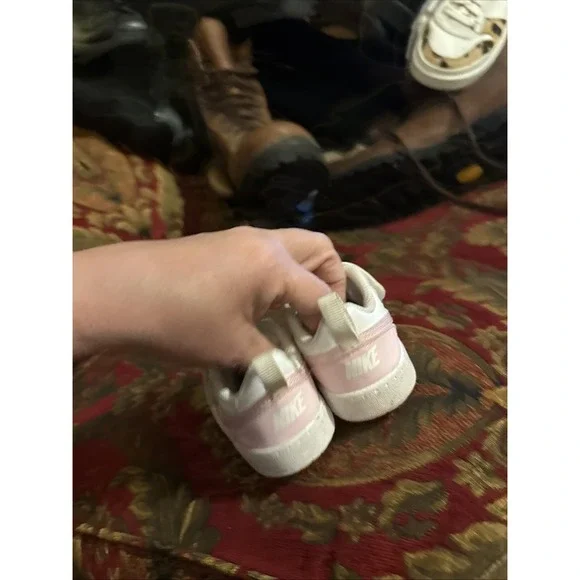 Baby Toddler Girls Pink Nike Court Borough Low Recraft Sneaker Shoes. Size 4c - Picture 5 of 6